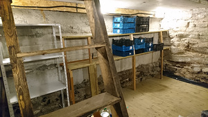Üürile anda garaaž,33m2 , tammsaare 146 (2 foto / 5)