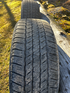 Летние шины 265/60/18 Bridgestone (4 фото из 7)