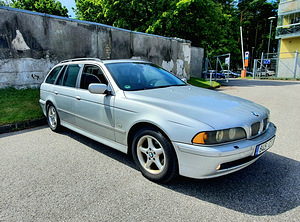 2001 BMW E39 530D 3.0D 142 KW + MANUAAL (1 foto / 10)
