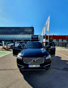 Müüa INSCRIPTION VOLVO XC90 2015 2.0D 165KW, SIS.KM (1 foto / 11)