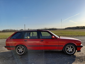 BMW 318i (6 фото из 7)