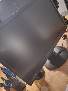 Lenovo monitor 21,5'' (3 foto / 3)