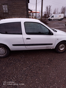 Renault Clio 2 (2 фото из 10)
