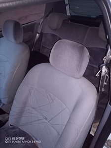 Renault Clio 2 (5 фото из 10)