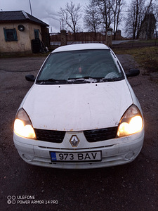 Renault Clio Storia (4 foto / 10)