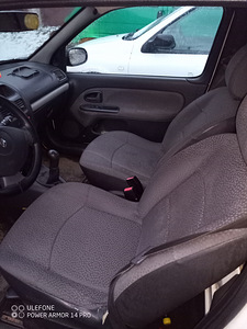 Renault Clio Storia (10 foto / 10)