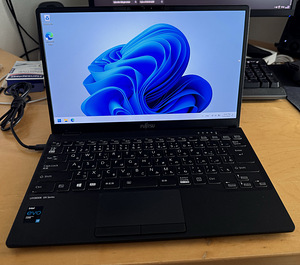 Fujitsu Lifebook UH-X (2 foto / 2)