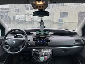 Peugot 807 2,2bensiin 116kw (13 foto / 14)