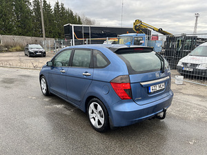 Honda FR-D 1,8 bensiin 103kw 2008 (3 foto / 9)