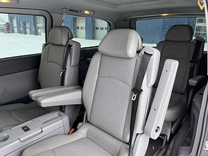 M/V Mercedes-Benz Viano 3,0D 150kw 2010 (5 foto / 9)