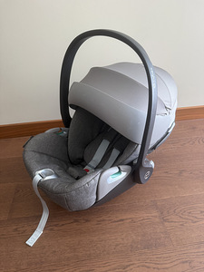 Продается автолюлька Cybex Cloud Z2 с тканью Plus (1 фото из 8)