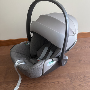 Продается автолюлька Cybex Cloud Z2 с тканью Plus