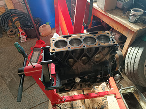 1,9 renault mootor. (2 foto / 3)