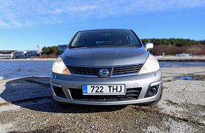 Nissan Tiida 1.6, 2009 man. (3 foto / 11)