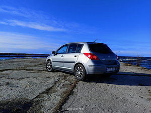 Nissan Tiida 1.6, 2009 man. (5 foto / 11)