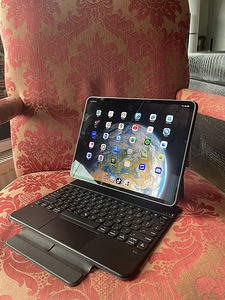 Apple iPad Pro 12.9" M1 5th Gen 128gb, Wifi + 5G (1 foto / 5)