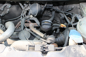 VOLKSWAGEN TRANSPORTER KASTEN 2.5 TD 96 kw (10 foto / 10)