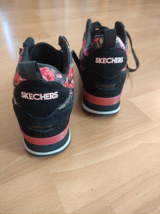 SKECHERS tossud (4 foto / 5)
