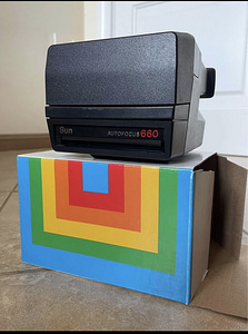 Polaroid 600 Sun 660 imstant film camera (1 foto / 3)