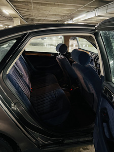 Audi a6 2.4 121 кВт автомат, бензин т.о. 02.2024 (10 фото из 12)