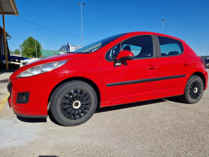 Peugeot 207 (1 foto / 2)