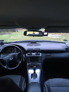 Mercedes-Benz C 320 Avantgarde 3.0 V6 165kW (12 foto / 12)