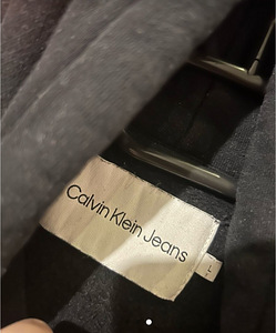Calvin kleini pusa L (3 foto / 3)