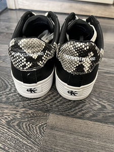 Кроссовки CK (3 фото из 3)