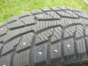 Kaubiku Naastrehvid 205/65 R16c Hankook Winter iPike (1 foto / 5)