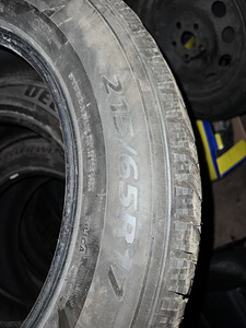 215/65 R17 (2 фото из 3)