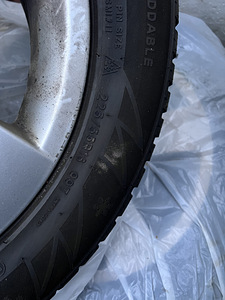 225/55r16 (4 фото из 5)