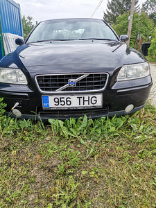 Volvo s 60 esiraud (1 foto / 2)