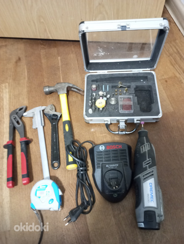 Dremel 8200