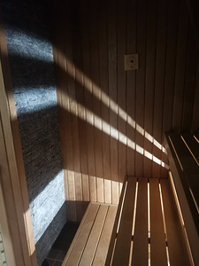 Saunade ehitus. Puidutööd. Dušširuumide mööbel. (6 foto / 8)