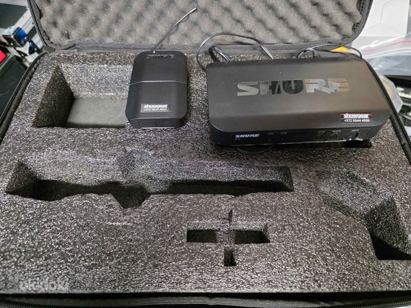 Shure BLX14 UHF Wireless System with bodypack