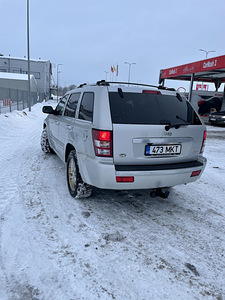 Jeep Grand Cherokee (4 foto / 6)