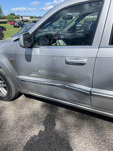 Jeep Grand Cherokee Overland (5 foto / 10)