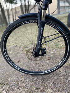 Heas korras Ghost Hybrid Square elektrijalgratas (8 foto / 10)