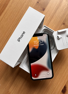 iPhone 11 64 GB Black (1 foto / 7)