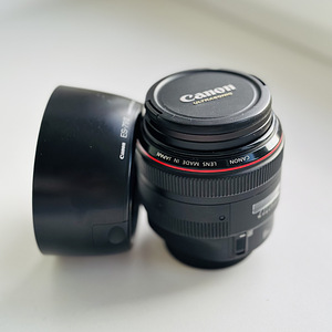 Canon EF 85mm f/1.2L II USM objektiiv (1 foto / 1)