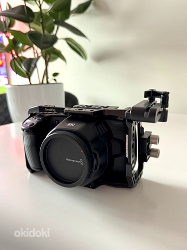 Комплект камеры Blackmagic Design Pocket Cinema Camera 6K (фото #6)