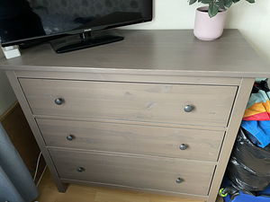 Комод ikea Hemnes (3 фото из 4)
