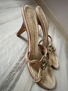 Kingad Zanotti (3 foto / 4)
