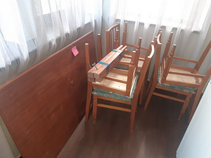 Стол деревянный и 6 стульев (1 фото из 1)