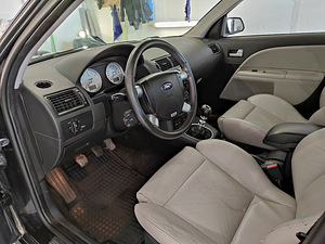 FORD MONDEO ST 3.0 V6 166KW 2003 (13 foto / 15)