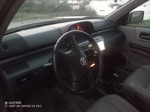 NISSAN X-TRIAL 2,2D 2003 A. (8 foto / 15)