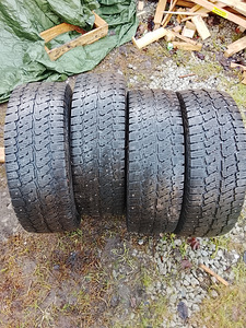 Naastrehvid pakiautole R16/65/235 C Continental (1 foto / 6)