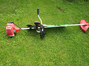 Müüa bensiinimootoriga trimmer HPG (2 foto / 3)