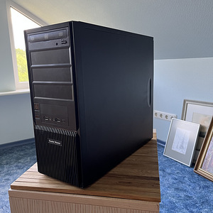 Lauaarvuti Intel i5 / 120GB SSD / 500GB HDD / 8GB RAM / Wifi (1 foto / 8)