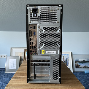Lauaarvuti Intel i5 / 120GB SSD / 500GB HDD / 8GB RAM / Wifi (4 foto / 8)